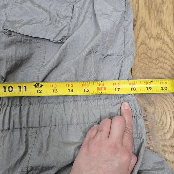 Forever 21 Gray Halographic Sleeveless Cargo Jumpsuit Size Large - Picture 6 of 16